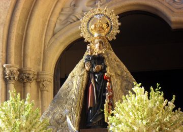 Almería rinde culto a su Patrona