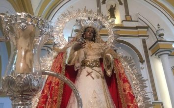 Roban las joyas de una Virgen en Huelva