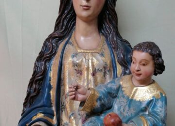 Réplica de la Virgen de la Antigua