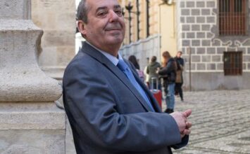 Ramón Burgos será candidato a presidir la Federación de Cofradías