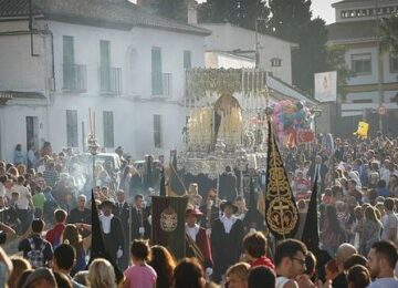 Hoy, la Estrella sale en procesión