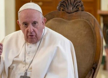 El Papa pide proteger la herencia de las cofradías