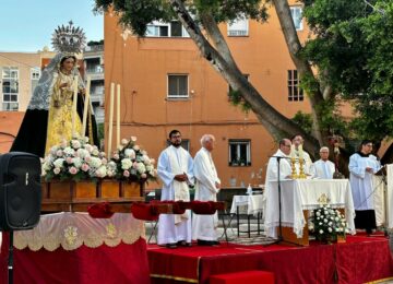 MOTRIL. La Virgen de la Victoria salio a la calle