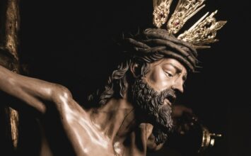 MOTRIL. Salida extraordinaria del Cristo de la Expiración